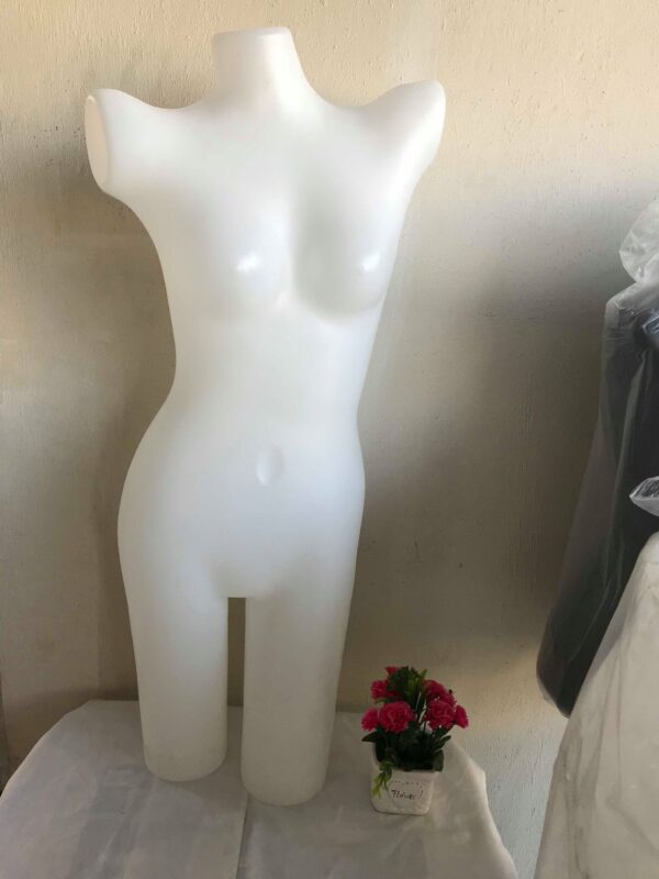 Female  half body Bent mannequin/Per pc