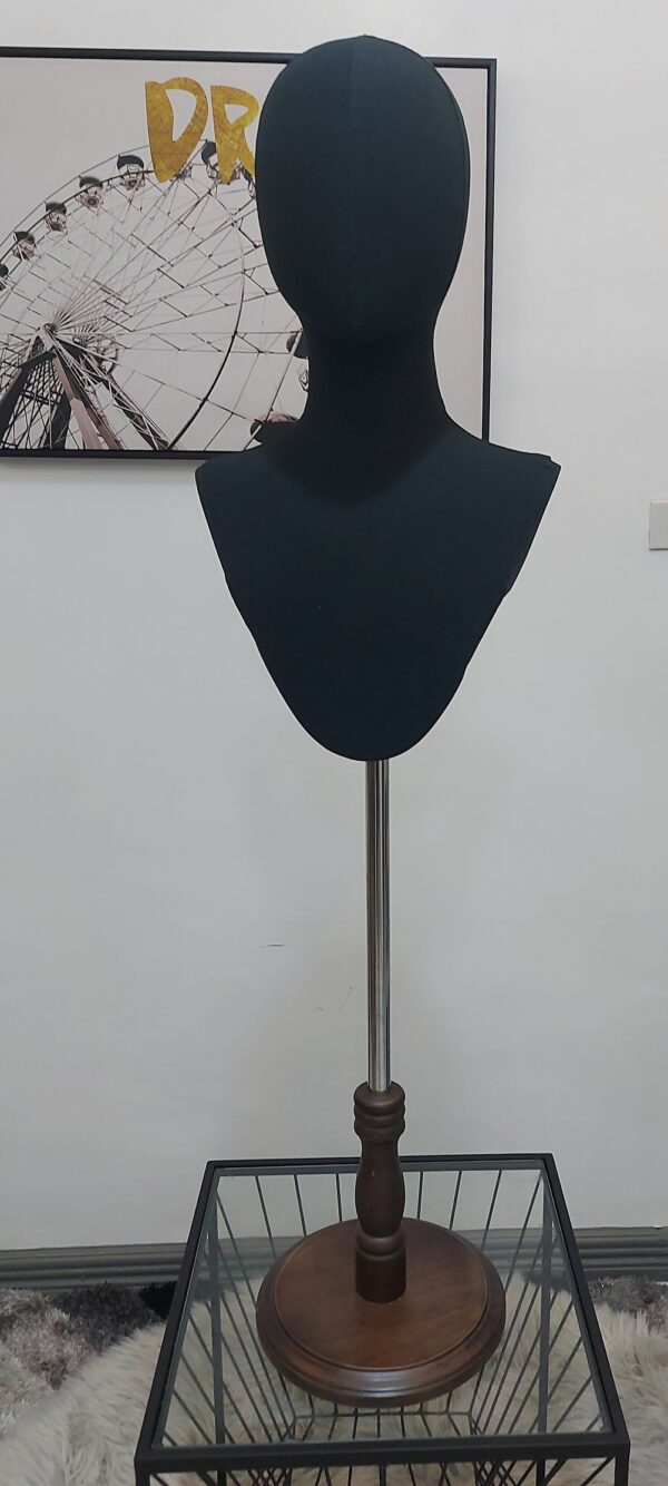 Unisex Head mannequin, fiberglass for fashion accessories-jewelers display