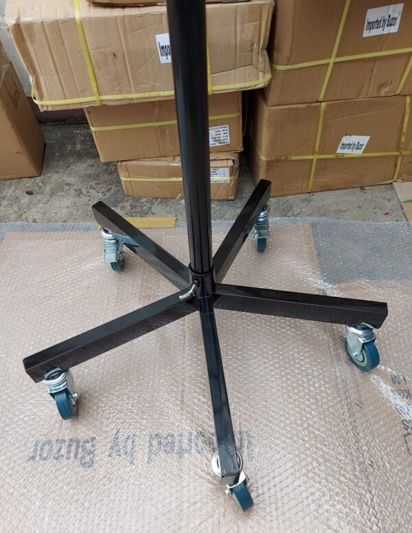 Rack-Rotating Round Shape Free-Stand Hanging Clothes Display Racks with ...