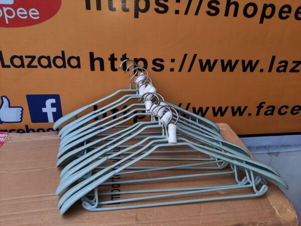 durable creative non-slip plastic hangers adult clothes trousers hangers (20Pcs)